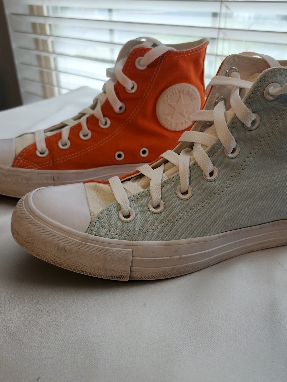 Converse Colorblock Sneakers Blue Orange Women’s Casual Shoes Size 7.5 - Picture 4 of 6